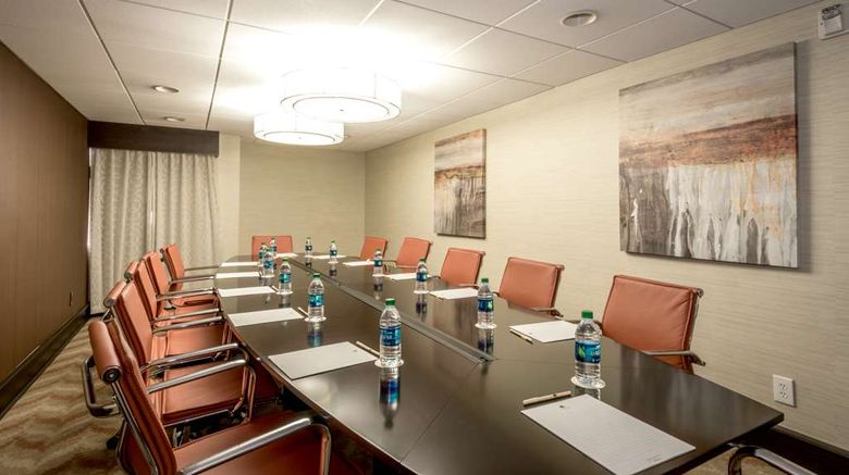 <b>Doubletree by Hilton Montgomery Downtown Meeting</b>. Images powered by <a href="https://iceportal.shijigroup.com/" title="IcePortal" target="_blank">IcePortal</a>.