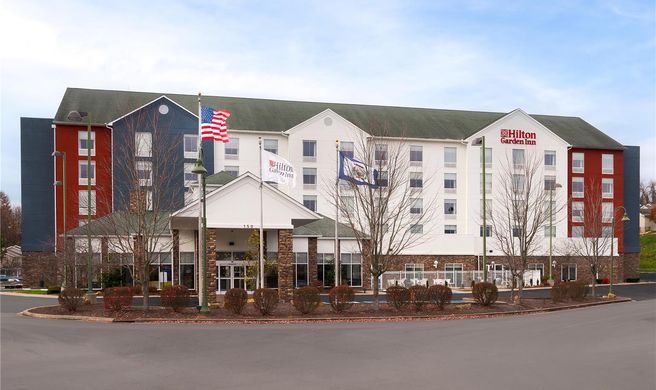 Hilton Garden Inn - Morgantown Exterior