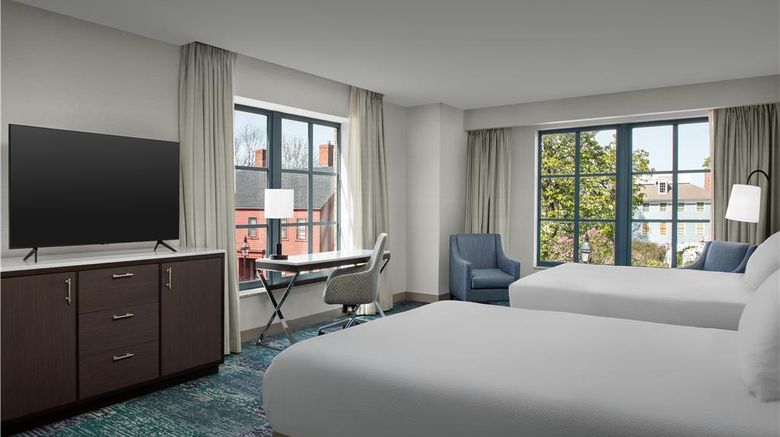 <b>Hilton Garden Inn Portsmouth Downtown Room</b>. Images powered by <a href="https://iceportal.shijigroup.com/" title="IcePortal" target="_blank">IcePortal</a>.