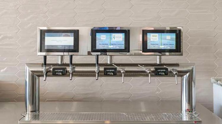 Homewood Suites Miami Airport-Blue Lagoon Lobby