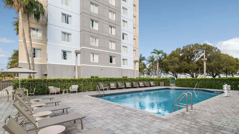 <b>Homewood Suites Miami Airport-Blue Lagoon Pool</b>. Images powered by <a href="https://iceportal.shijigroup.com/" title="IcePortal" target="_blank">IcePortal</a>.