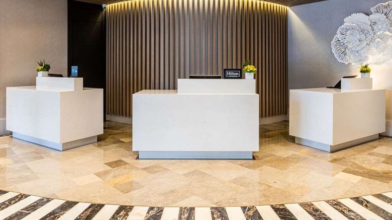 <b>Hilton Bentley Miami South Beach Lobby</b>. Images powered by <a href="https://iceportal.shijigroup.com/" title="IcePortal" target="_blank">IcePortal</a>.