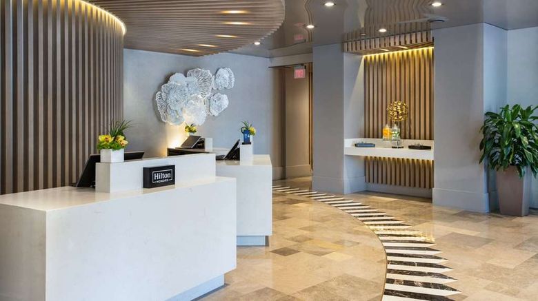 <b>Hilton Bentley Miami South Beach Lobby</b>. Images powered by <a href="https://iceportal.shijigroup.com/" title="IcePortal" target="_blank">IcePortal</a>.