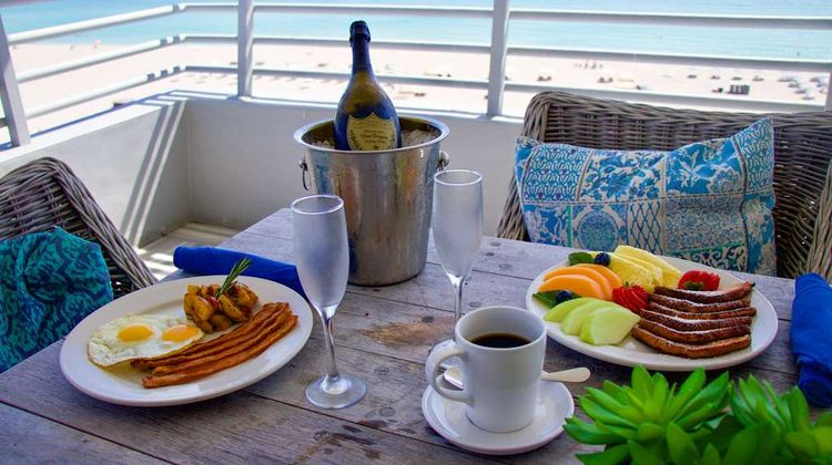 Hilton Bentley Miami South Beach Restaurant