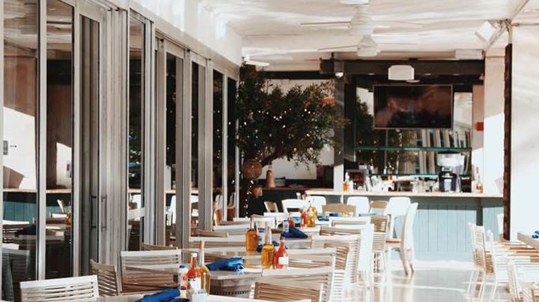 <b>Hilton Bentley Miami South Beach Restaurant</b>. Images powered by <a href="https://iceportal.shijigroup.com/" title="IcePortal" target="_blank">IcePortal</a>.