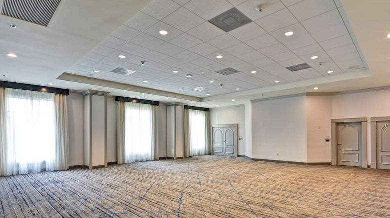 <b>Embassy Suites Miami Intl Airport Meeting</b>. Images powered by <a href="https://iceportal.shijigroup.com/" title="IcePortal" target="_blank">IcePortal</a>.
