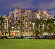 Embassy Suites Miami Intl Airport Exterior