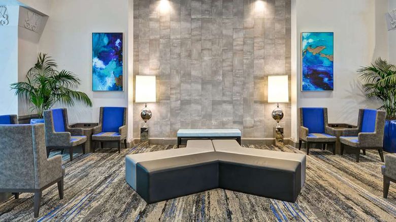 <b>Embassy Suites Miami Intl Airport Lobby</b>. Images powered by <a href="https://iceportal.shijigroup.com/" title="IcePortal" target="_blank">IcePortal</a>.