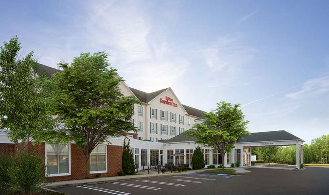 Hilton Garden Inn Milford Exterior