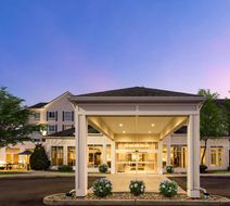 Hilton Garden Inn Milford Exterior
