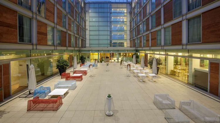 DoubleTree by Hilton Hotel Milan Exterior