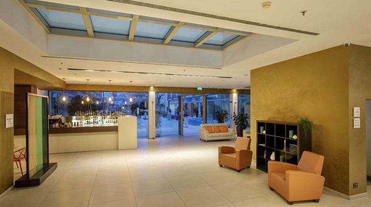 DoubleTree by Hilton Hotel Milan Lobby