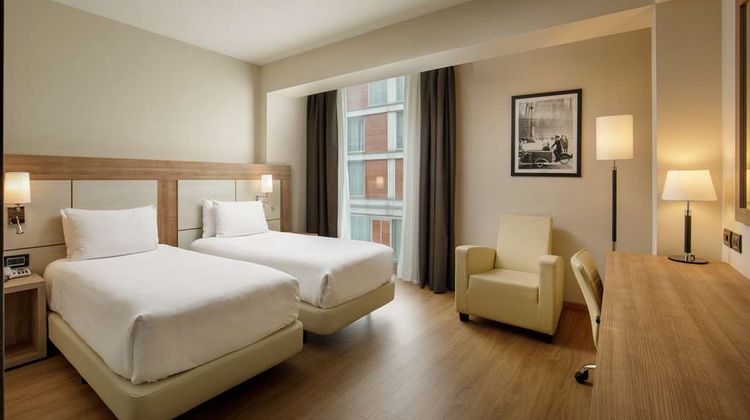 DoubleTree by Hilton Hotel Milan Room