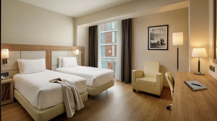 DoubleTree by Hilton Hotel Milan Room