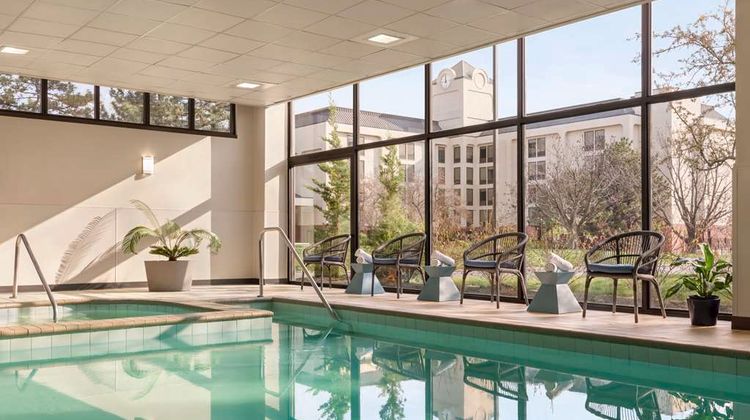 Embassy Suites Hotel Pool