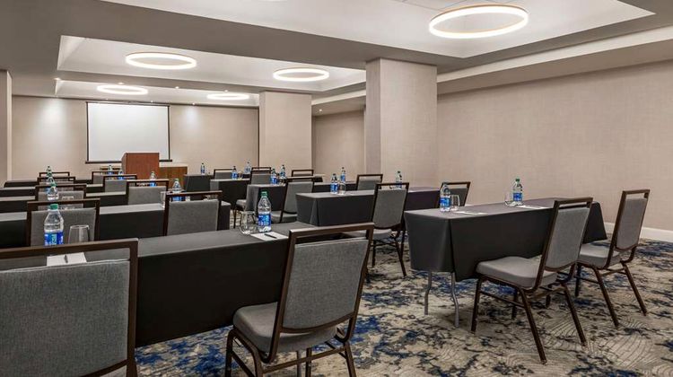 Embassy Suites Hotel Meeting