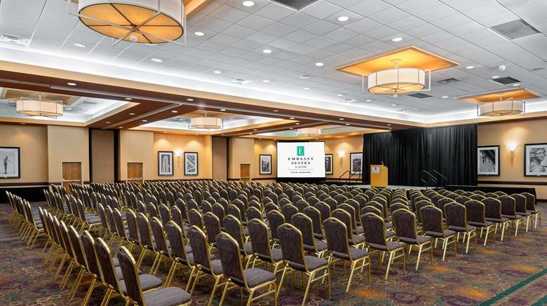 <b>Embassy Suites Hotel Airport Meeting</b>. Images powered by <a href="https://iceportal.shijigroup.com/" title="IcePortal" target="_blank">IcePortal</a>.