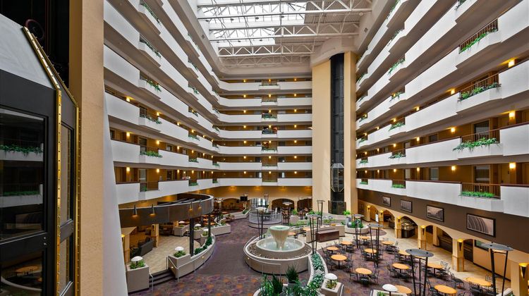 Embassy Suites Hotel Airport Lobby