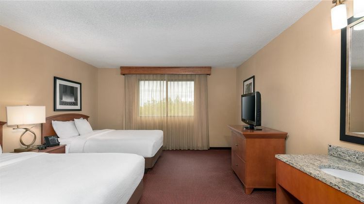 Embassy Suites Hotel Airport Other