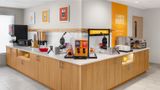 <b>Hampton Inn Kansas City/Shawnee Mission Restaurant</b>. Images powered by <a href="https://iceportal.shijigroup.com/" title="IcePortal" target="_blank">IcePortal</a>.