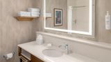 <b>Hampton Inn Kansas City/Shawnee Mission Room</b>. Images powered by <a href="https://iceportal.shijigroup.com/" title="IcePortal" target="_blank">IcePortal</a>.