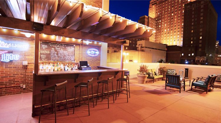 DoubleTree by Hilton Milwaukee Downtown Restaurant