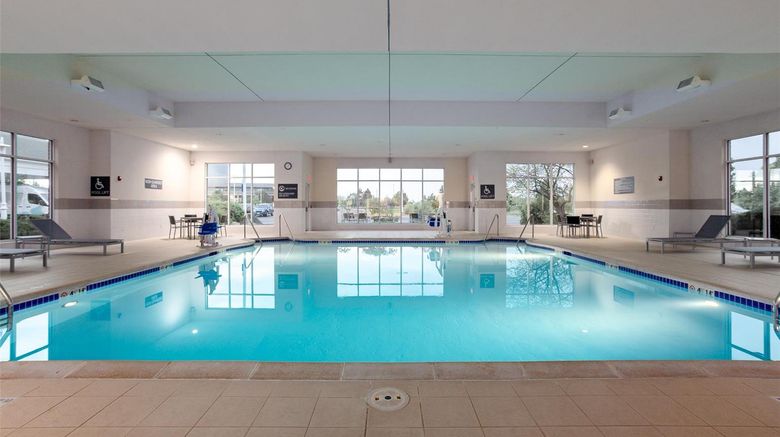 <b>Hilton Garden Inn Milwaukee/Park Place Pool</b>. Images powered by <a href="https://iceportal.shijigroup.com/" title="IcePortal" target="_blank">IcePortal</a>.