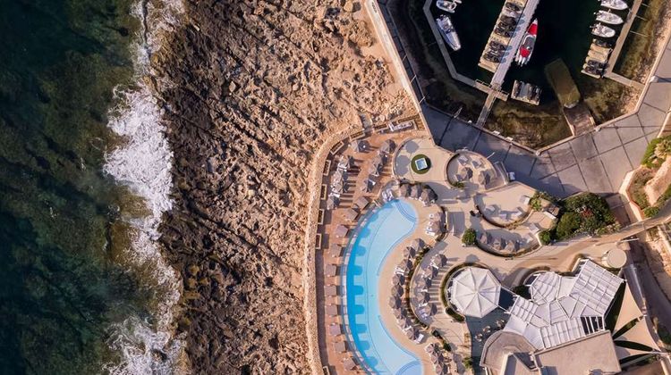 Hilton Malta Exterior
