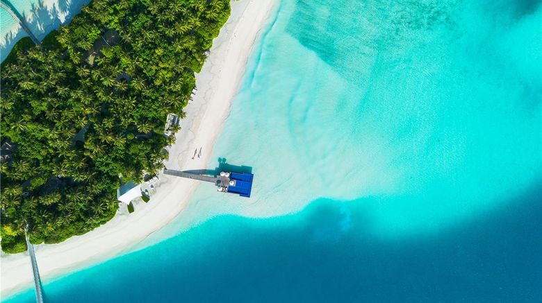 <b>Conrad Maldives Rangali Island Beach</b>. Images powered by <a href="https://iceportal.shijigroup.com/" title="IcePortal" target="_blank">IcePortal</a>.