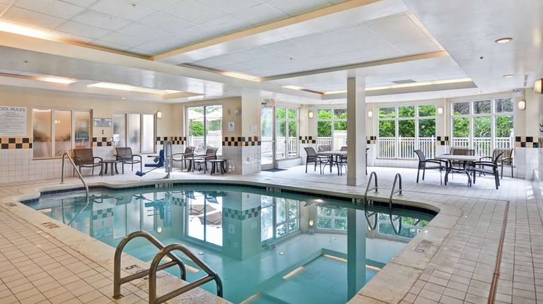 <b>Hilton Garden Inn Mobile East Bay/Daphne Pool</b>. Images powered by <a href="https://iceportal.shijigroup.com/" title="IcePortal" target="_blank">IcePortal</a>.