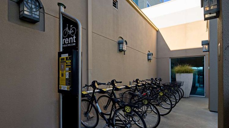Embassy Suites by Hilton Monterey Bay Recreation
