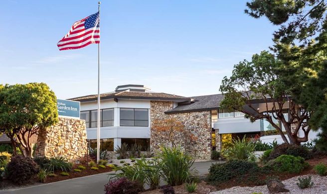 Hilton Garden Inn Monterey Exterior