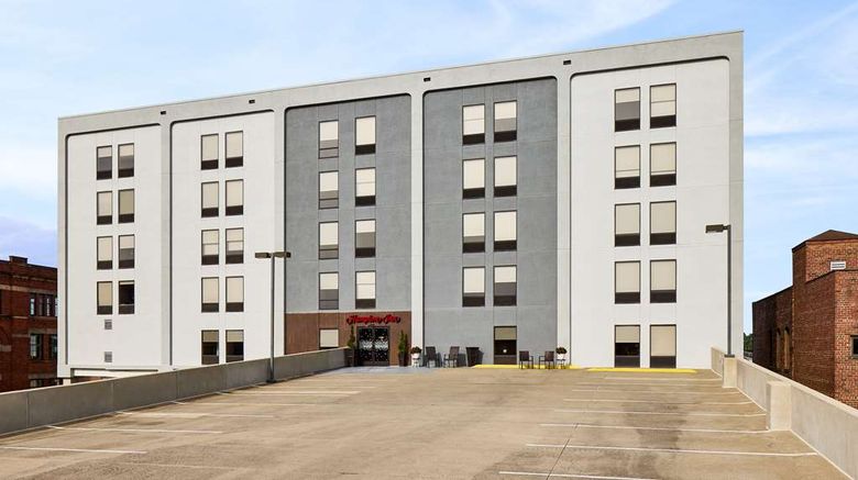 <b>Hampton Inn Massillon Exterior</b>. Images powered by <a href="https://iceportal.shijigroup.com/" title="IcePortal" target="_blank">IcePortal</a>.