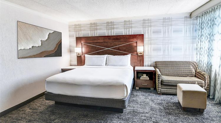 Doubletree by Hilton Madison Downtown Room