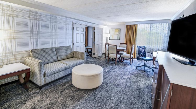 Doubletree by Hilton Madison Downtown Room