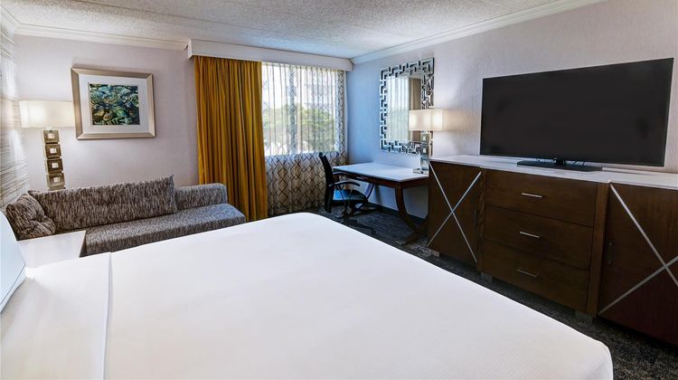 Doubletree by Hilton Madison Downtown Room