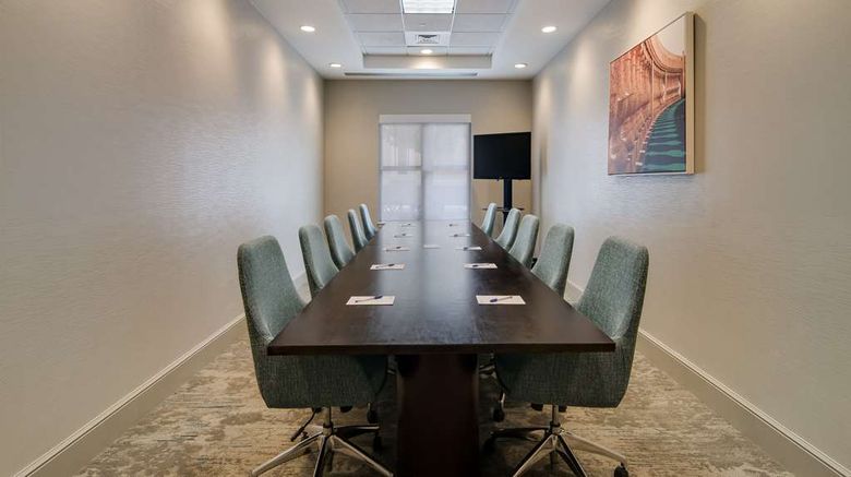 <b>Hilton Garden Inn Madison West/Middleton Meeting</b>. Images powered by <a href="https://iceportal.shijigroup.com/" title="IcePortal" target="_blank">IcePortal</a>.