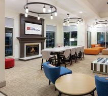 Hilton Garden Inn Bloomington Lobby
