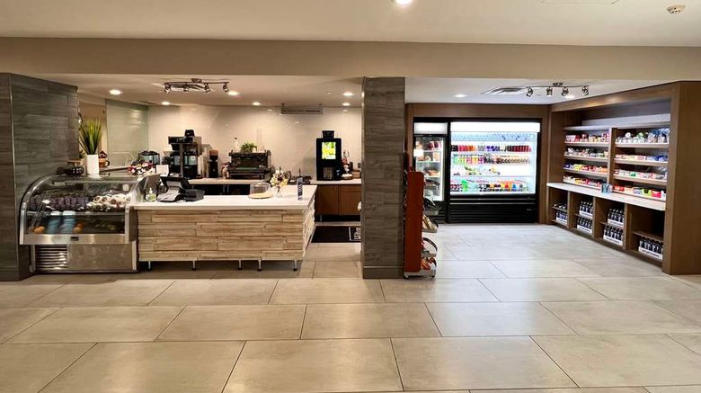 <b>DoubleTree by Hilton Bloomington Mpls S Restaurant</b>. Images powered by <a href="https://iceportal.shijigroup.com/" title="IcePortal" target="_blank">IcePortal</a>.