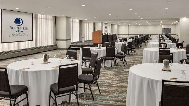 DoubleTree by Hilton Bloomington Mpls S Meeting