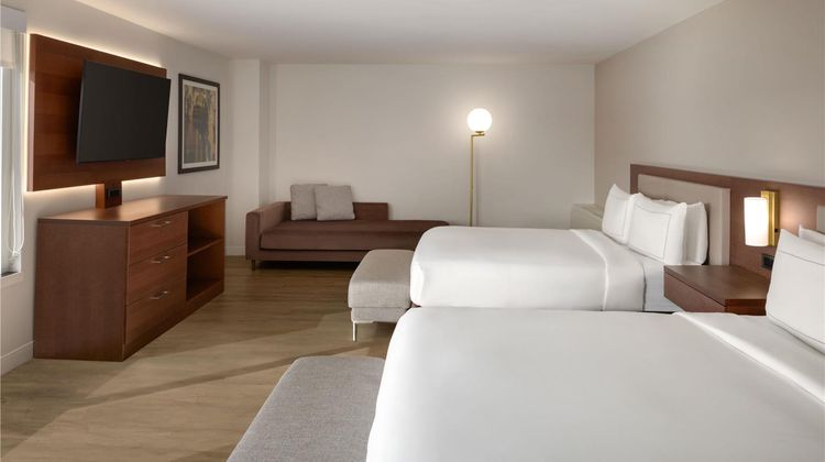 DoubleTree by Hilton Bloomington Mpls S Room