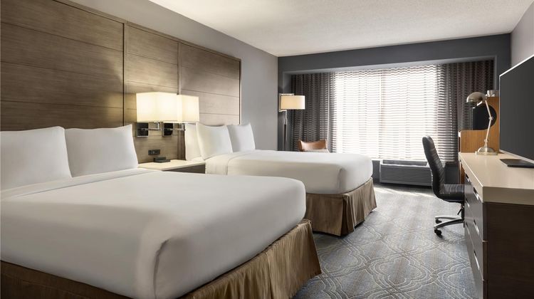 DoubleTree by Hilton Bloomington Mpls S Room