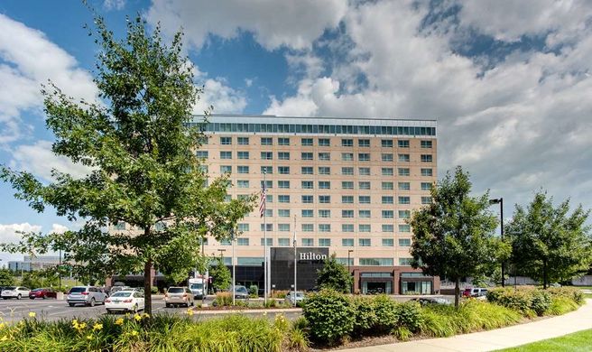 Hilton Minneapolis - Bloomington Exterior