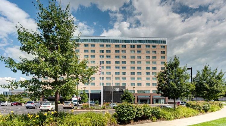 Hilton Minneapolis - Bloomington Exterior