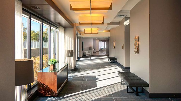Hilton Minneapolis - Bloomington Lobby