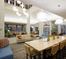 Hilton Garden Inn Eagan Lobby