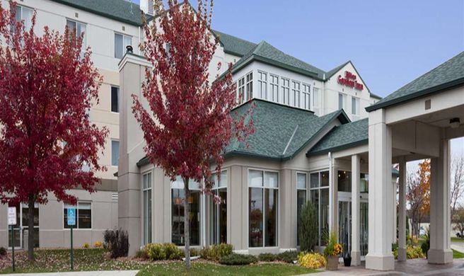 Hilton Garden Inn Eagan Exterior