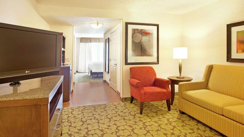 <b>Hilton Garden Inn Eden Prairie Room</b>. Images powered by <a href="https://iceportal.shijigroup.com/" title="IcePortal" target="_blank">IcePortal</a>.