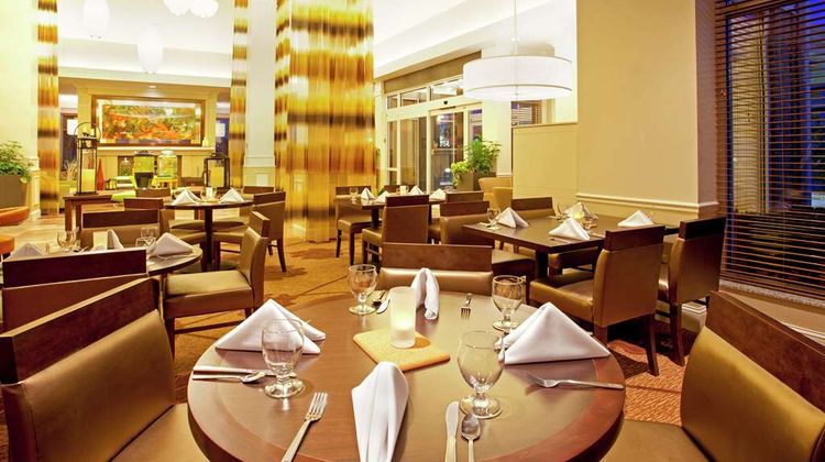 Hilton Garden Inn Eden Prairie Lobby
