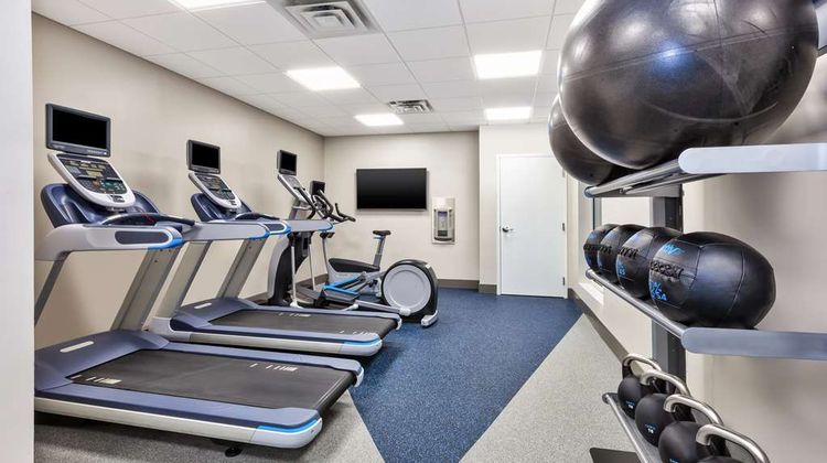 Hilton Garden Inn Maple Grove Health